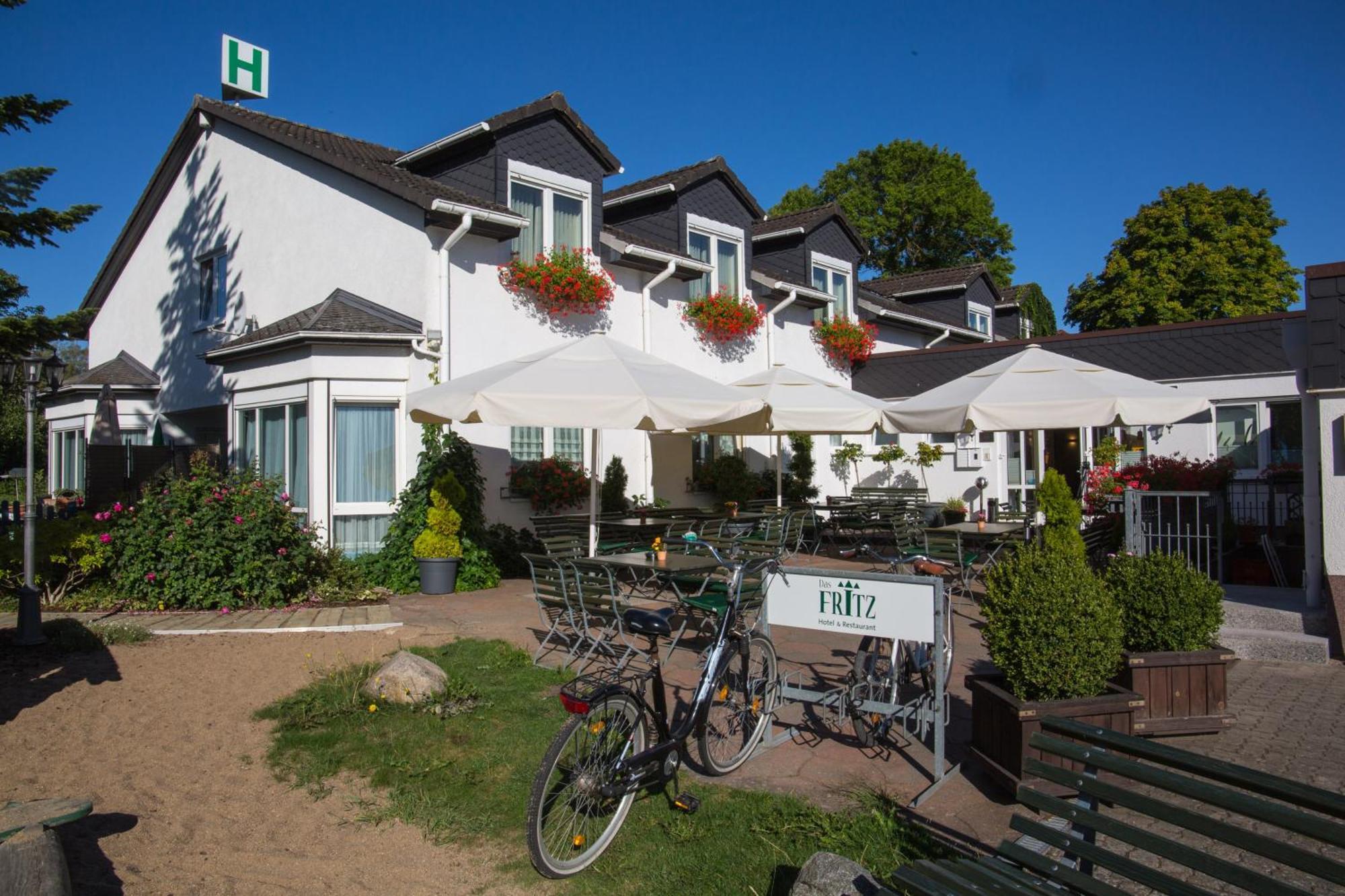 Das Fritz Hotel Schwerin Schoene Lage Im Gruenen Mit Regionaler Kueche Kostenfreien Parkplaetzen Und E Ladestation Екстер'єр фото