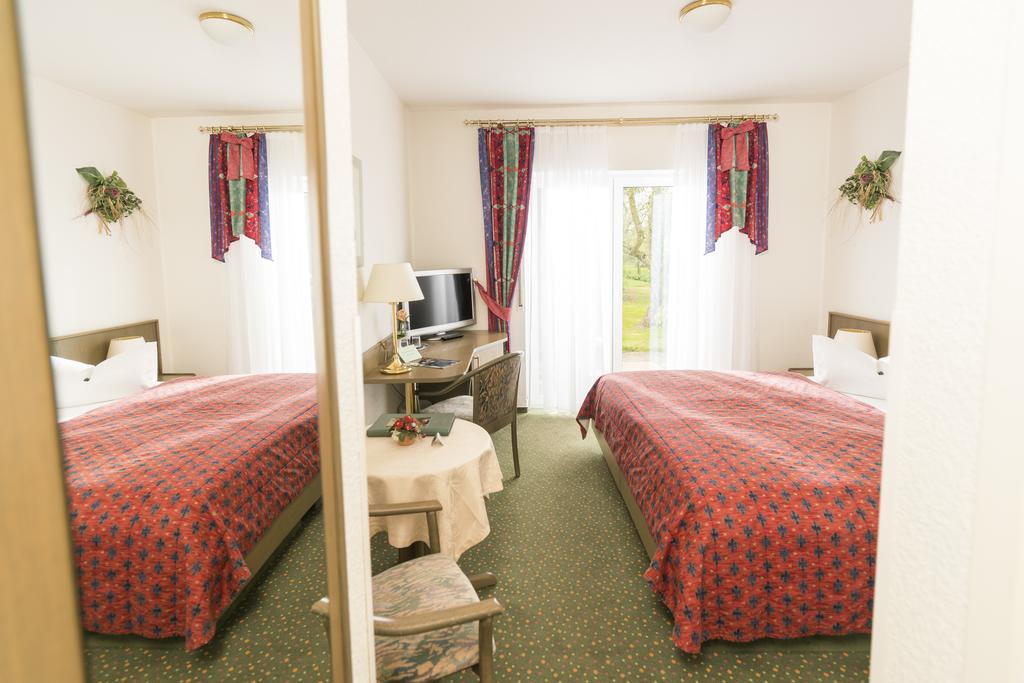 Das Fritz Hotel Schwerin Schoene Lage Im Gruenen Mit Regionaler Kueche Kostenfreien Parkplaetzen Und E Ladestation Екстер'єр фото